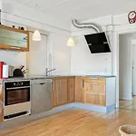 Aakirkeby Apartment *