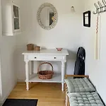 Aakirkeby Apartment