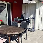 Aakirkeby Apartment *