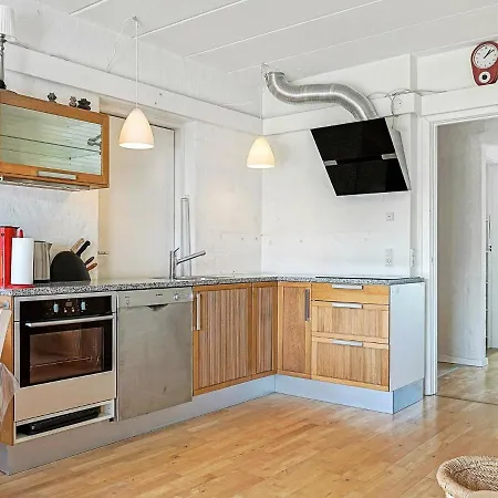 Aakirkeby Appartement *