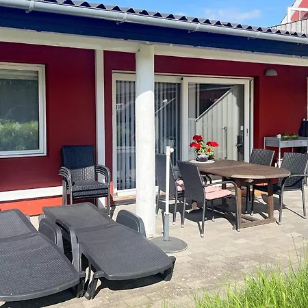 Aakirkeby Apartament Åkirkeby