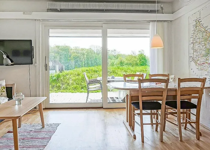 Apartament Aakirkeby Åkirkeby