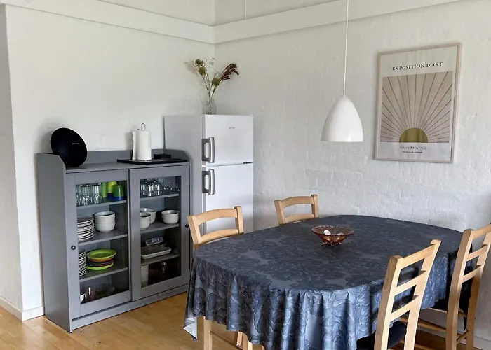Apartament Aakirkeby *